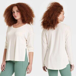 Med - Womens Legging Friendly Side Slit Long Sleeve Top - All In Motion - Cream